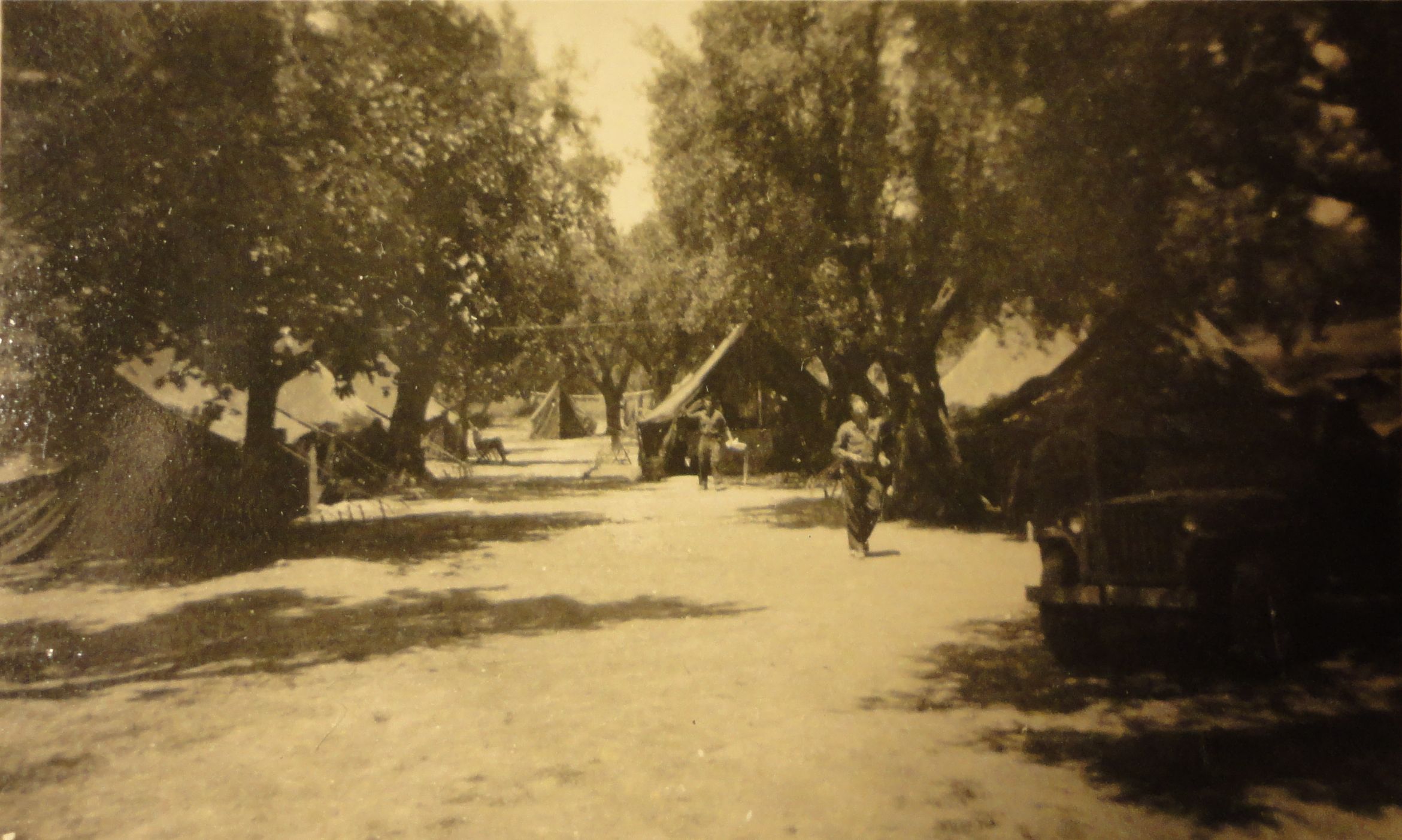 Tents in Bagnoli before they moved into the school